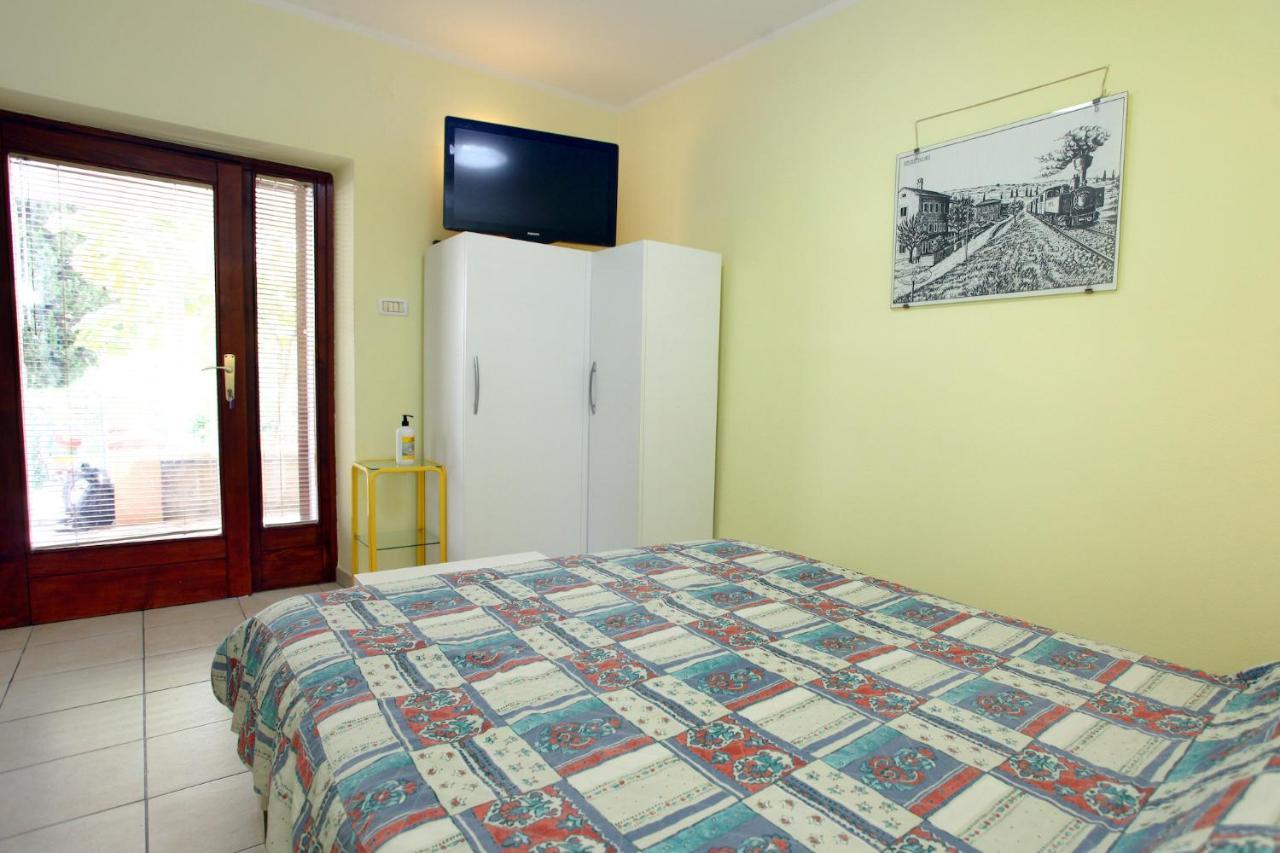 Dino Studio And Room Apartments Порторож Екстериор снимка