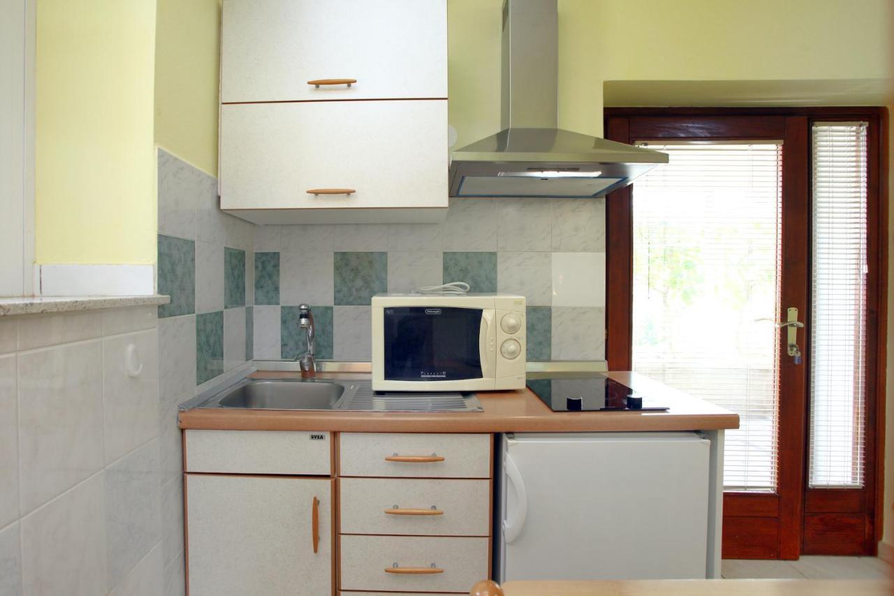 Dino Studio And Room Apartments Порторож Екстериор снимка