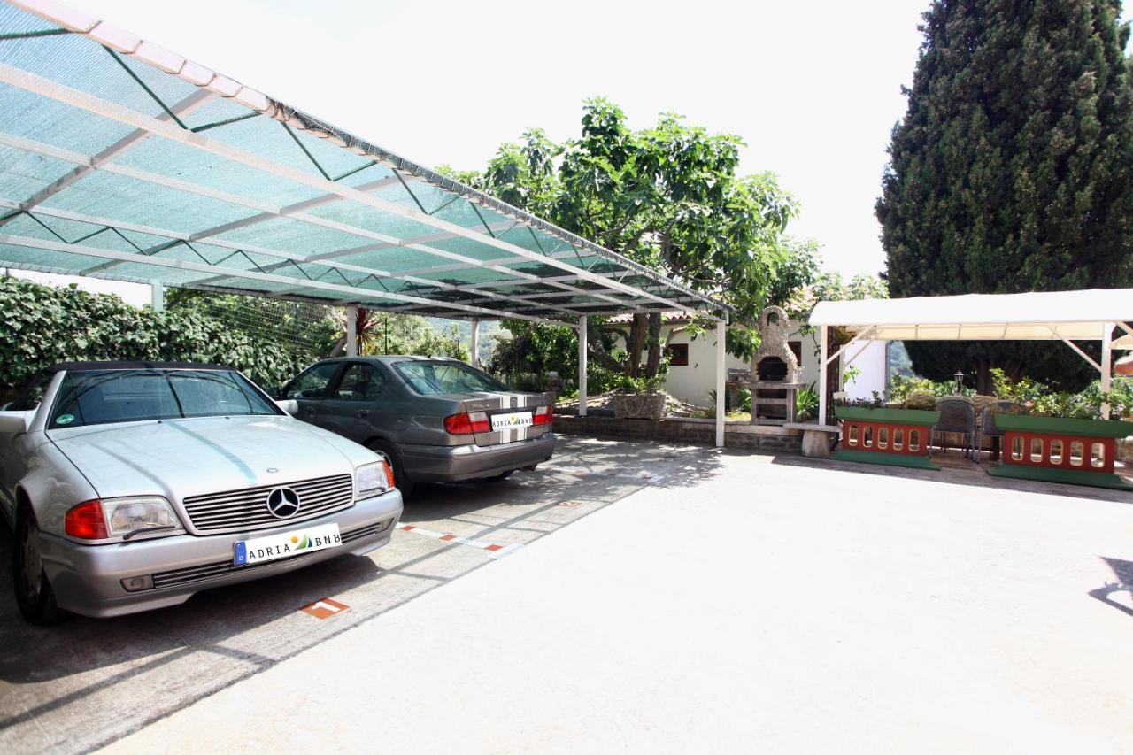 Dino Studio And Room Apartments Порторож Екстериор снимка